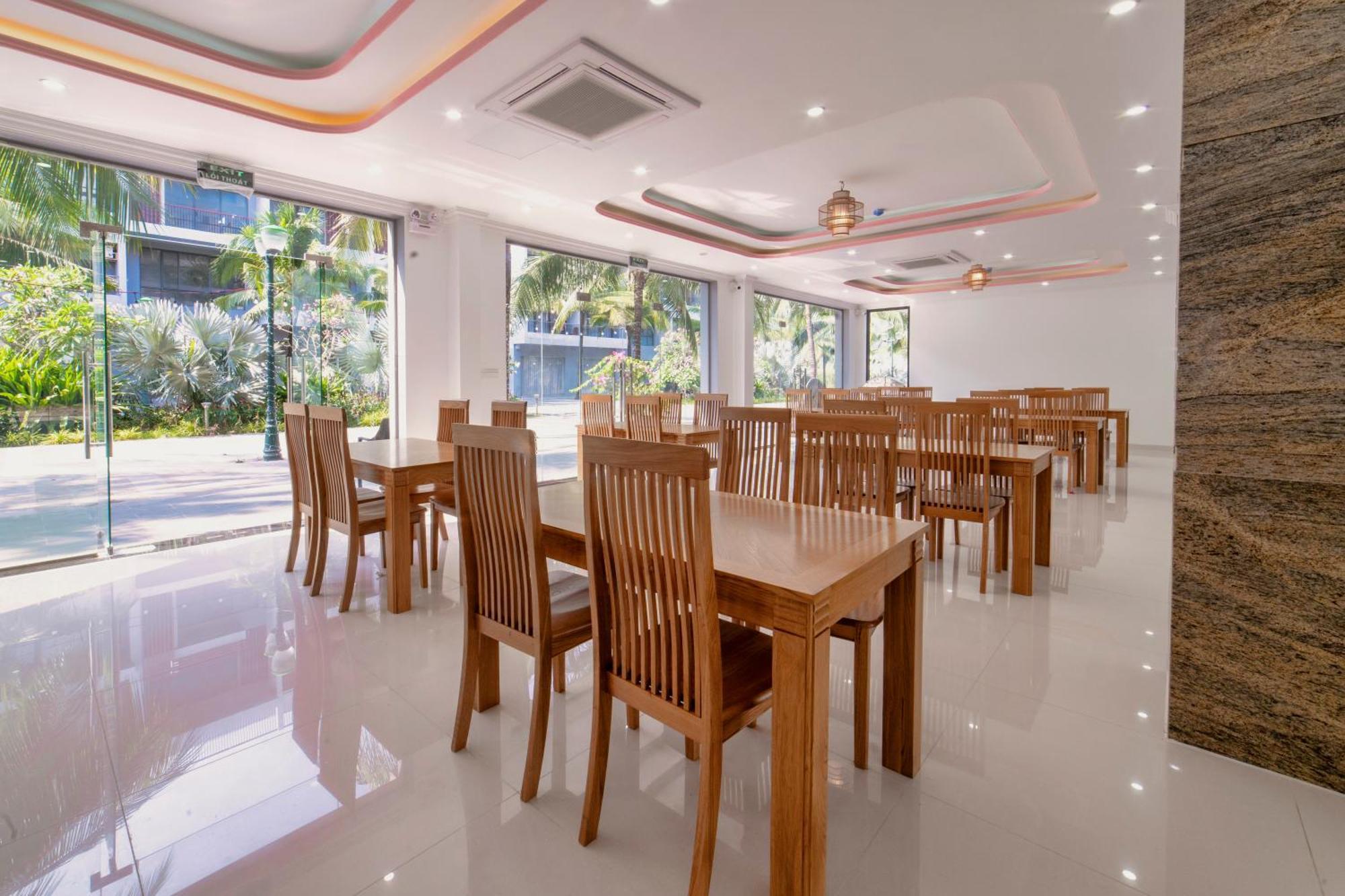 Hana Hotel Sonasea Night Market דואונג דונג מראה חיצוני תמונה